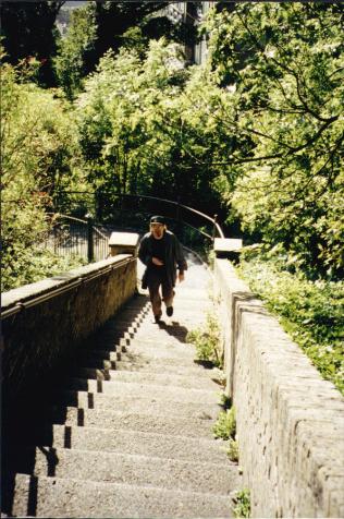dover2.jpg (48178 bytes)